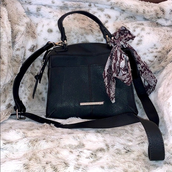 💖Beautiful Mini Steve Madden purse💖 - Picture 1 of 5